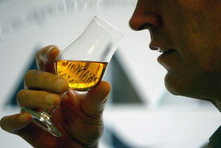 Drinking alcohol after coming in from the cold isn’t the best idea.