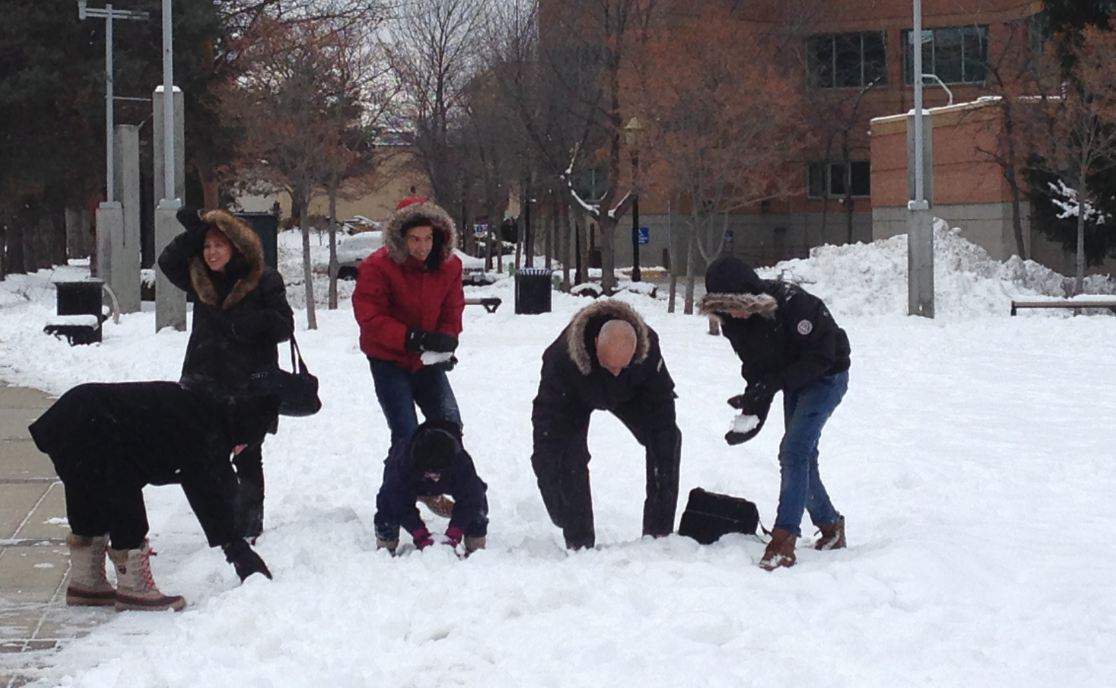 Less than 48 hours into being in the country, this Syrian family is adjusting well to life in Canada, embracing the winter weather with a snowball fight. 