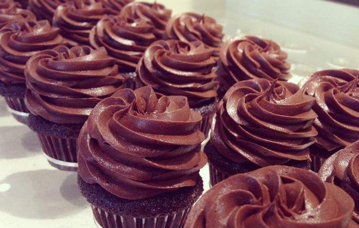 On a typical Friday, Prairie Girl Bakery in Toronto whips up about 6,000 cupcakes.