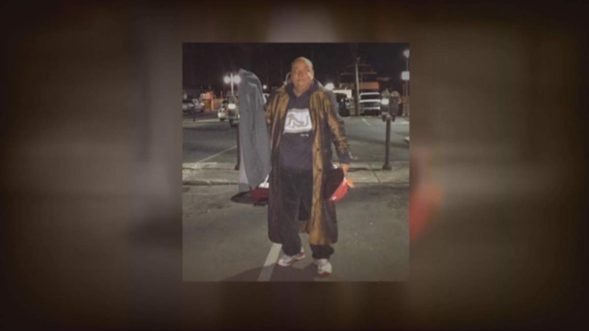 The original photo of Been which went viral, sparking his GoFundME page and eventually leading him to his two sisters.