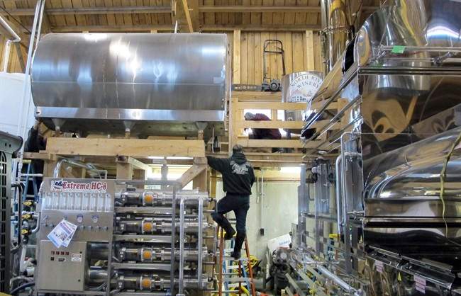 Thieves make off with $150,000 worth of maple syrup from Montreal container yard - image