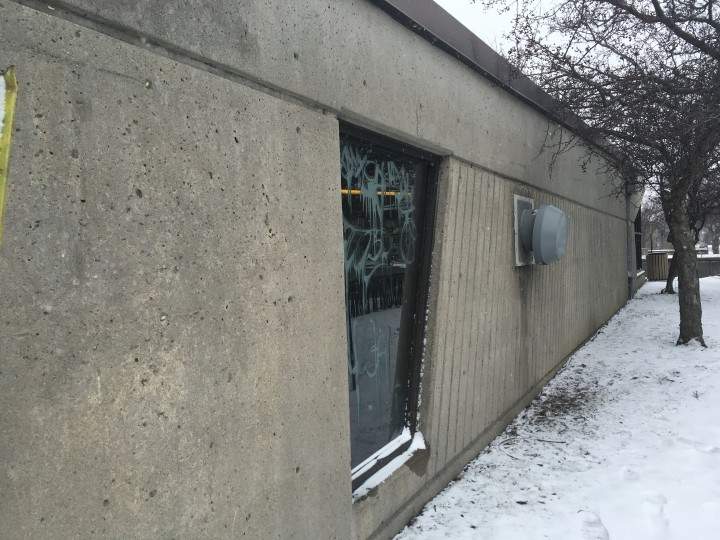 The grey concrete wall is soon to be replaced by a new transportation-themed mural that reflects Pointe-Claire's history and future.