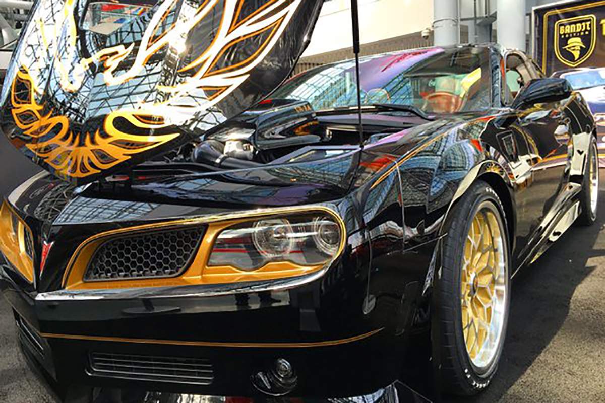 This car will drive Smokey wild.