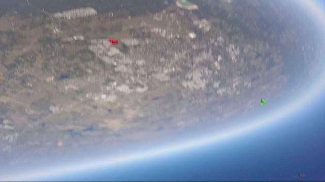 Caught on camera: skydivers collide mid-air, one left paralyzed - image