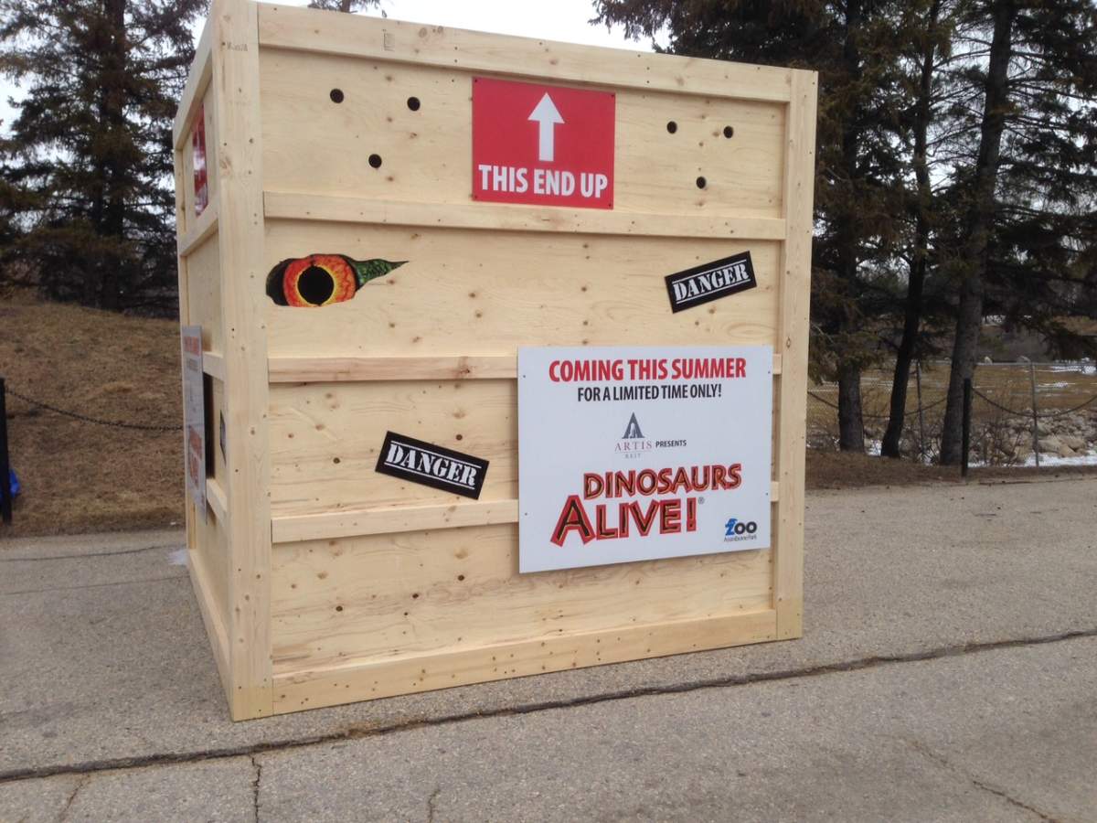 A new exhibit called 'Dinosaurs Alive' is heading to the Assiniboine Park Zoo this summer.