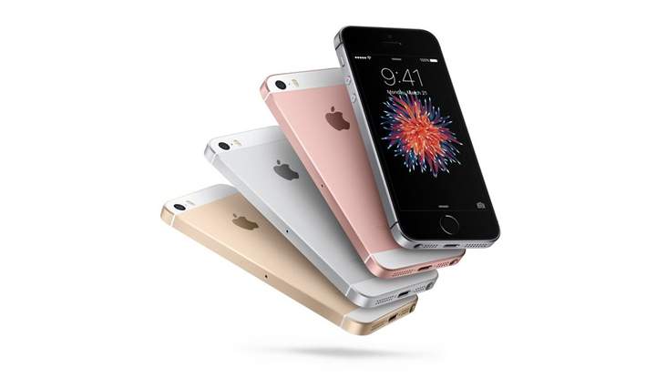 A first look at the new, smaller iPhone SE.