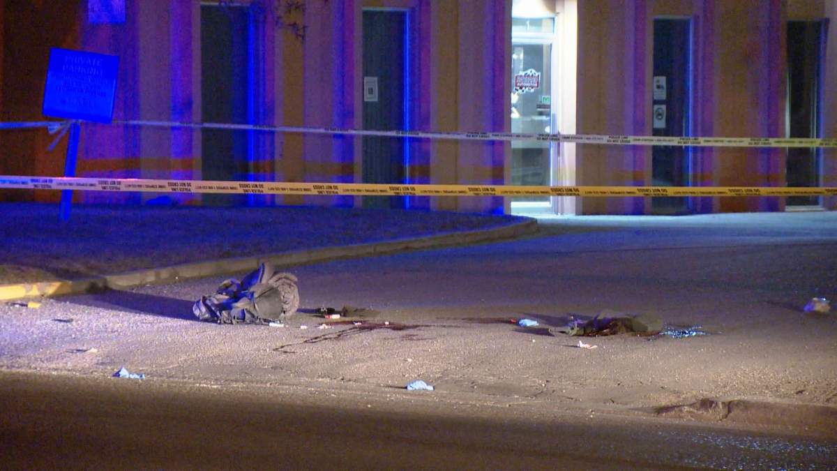 Police investigate a stabbing in the 4300 block of 61 Avenue S.E. on Wednesday, March 30, 2016. 
