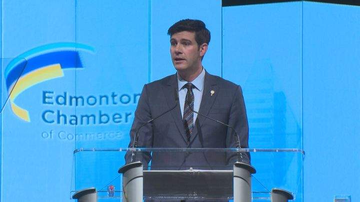 Mayor Don Iveson is seen speaking in Edmonton on April 25, 2016.