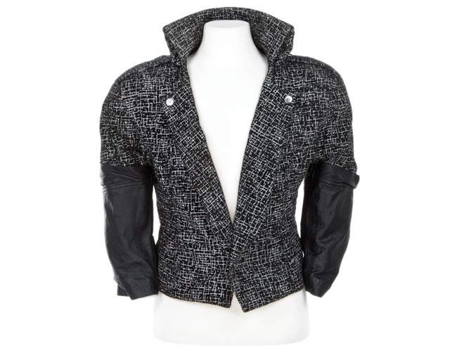 Prince’s ‘Purple Rain’ coat up for auction - image