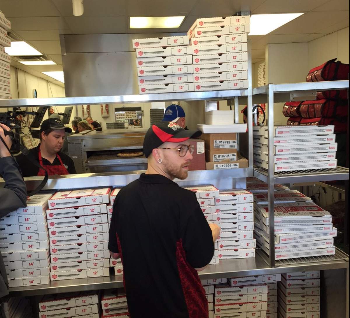 Two Papa Johns Pizza stores in Kelowna and West Kelowna are giving  proceeds and wages to The Sunshine Foundation Wednesday. 