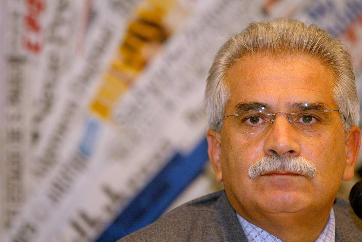 Italian gynecologist Severino Antinori holds a press conference in May of 2002.