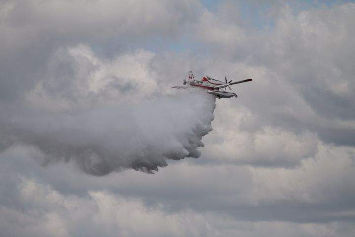 Fort McMurray water bomber