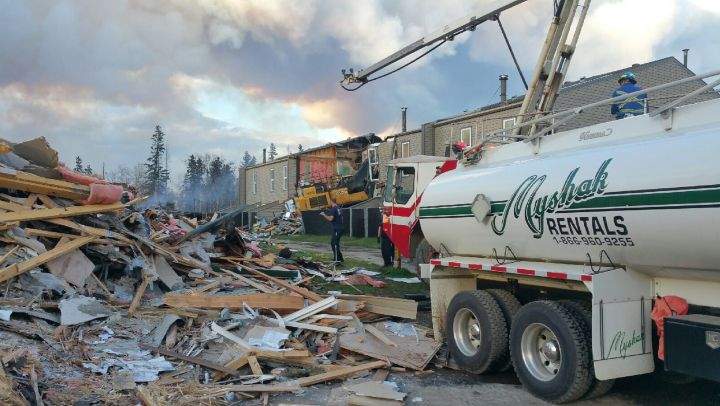 Fort McMurray water crews