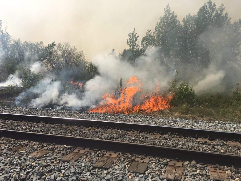 Fire crews were called Sunday afternoon to a grass fire south of Edmonton in Nisku. May 15, 2016.