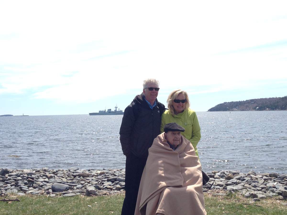 WWII veteran travels back to Halifax for wish of a lifetime, attends Battle of the Atlantic ceremony - image