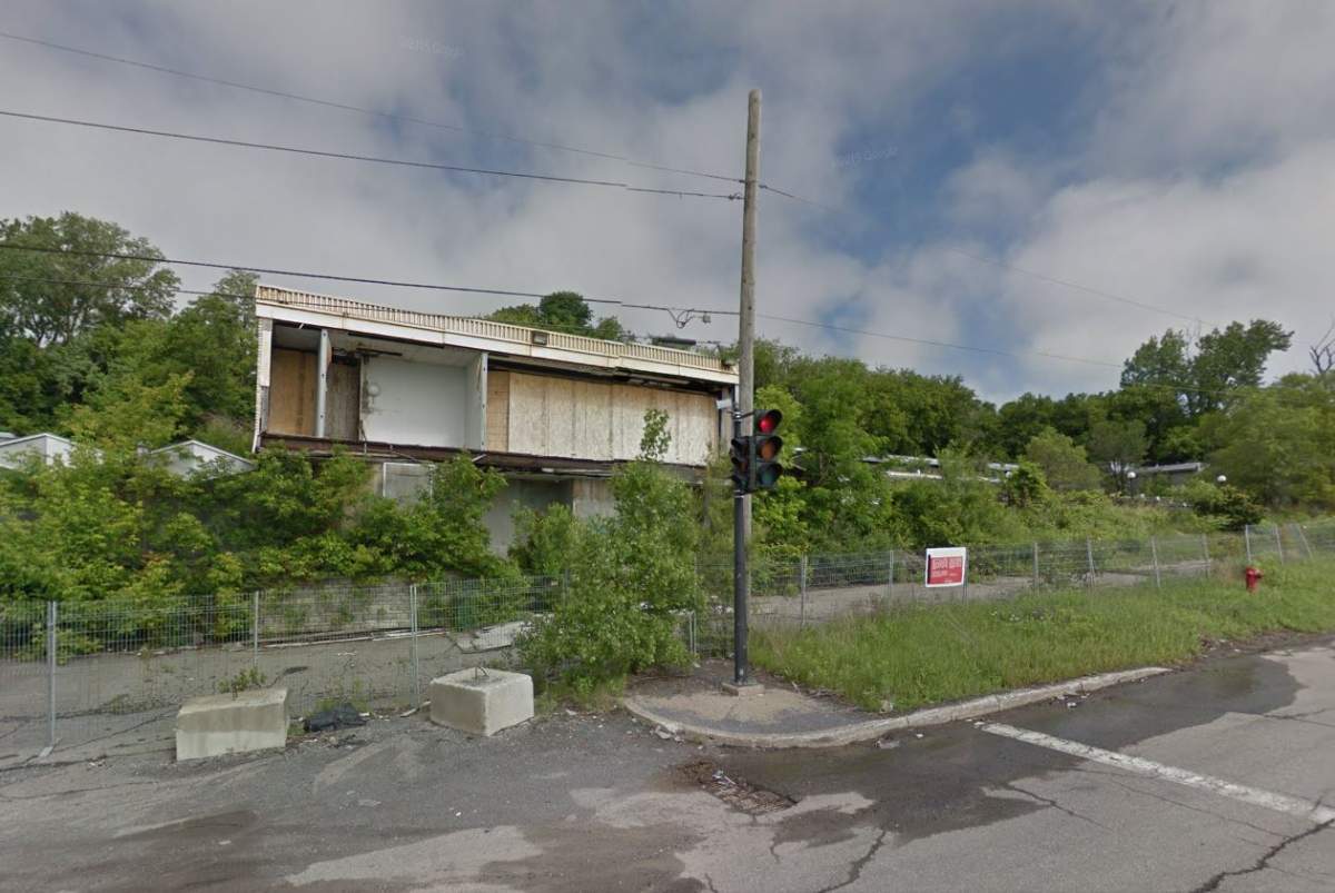 Motel Raphaël was once a hot spot for criminal activity.