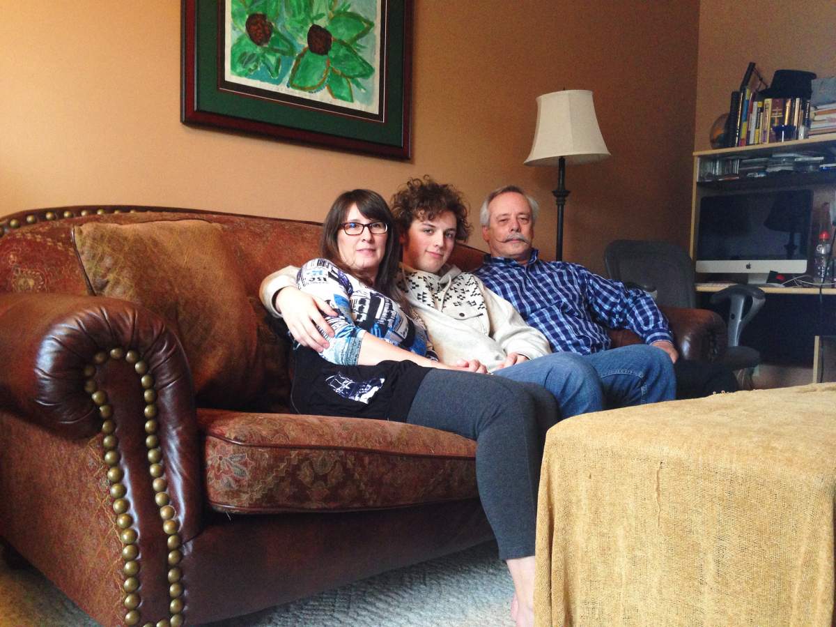 Zackariah’s mother and father, Ronda-Lee and Bruce Rathwell, with brother Mason.
