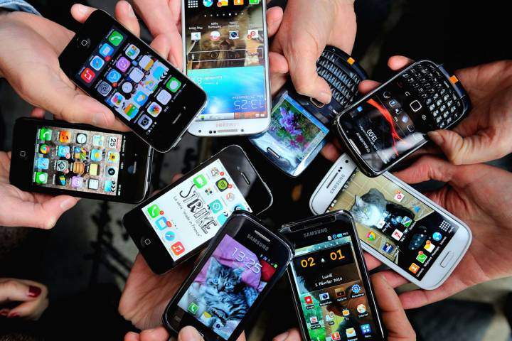 Are cellphones linked to an increased risk of cancer? Here's what experts had to say about a new study.