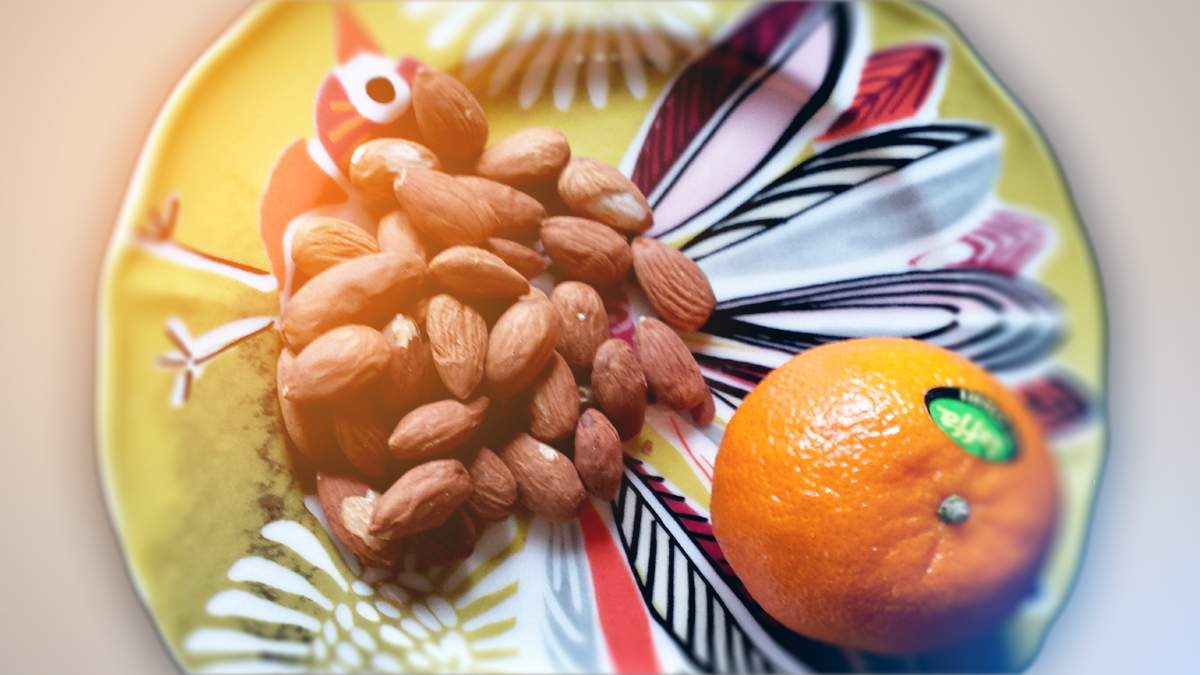 What a heart-healthy dietitian eats in a day - image