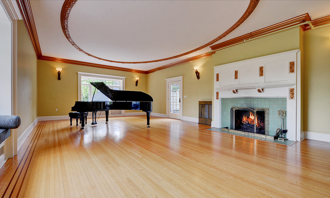 $2 million heritage mansion in Victoria shows striking contrast in real estate prices - image