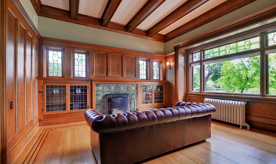 $2 million heritage mansion in Victoria shows striking contrast in real estate prices - image