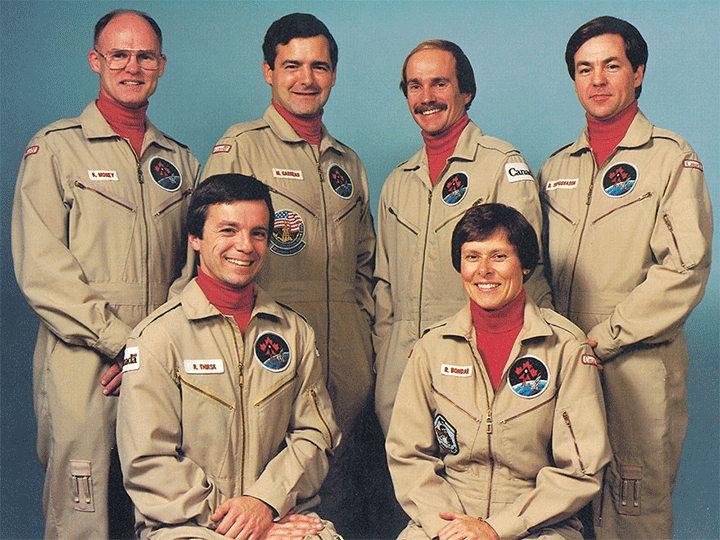 The Canadian astronauts selected in 1983. Back row, from left to right: Ken Money, Marc Garneau, Steve MacLean and Bjarni Tryggvason. Front row: Robert Thirsk and Roberta Bondar.