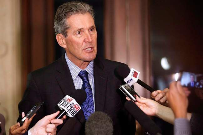 Premier Brian Pallister's approval rating is dropping with Manitobans, and looks to continue its decline.