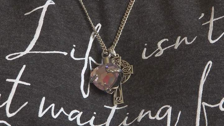 Vanessa Higgins keeps her daughter close to her heart. Thursday, June 16, 20156.