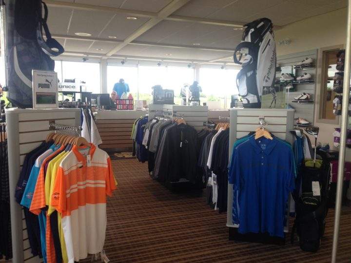 Dakota Dunes clubhouse pro-shop