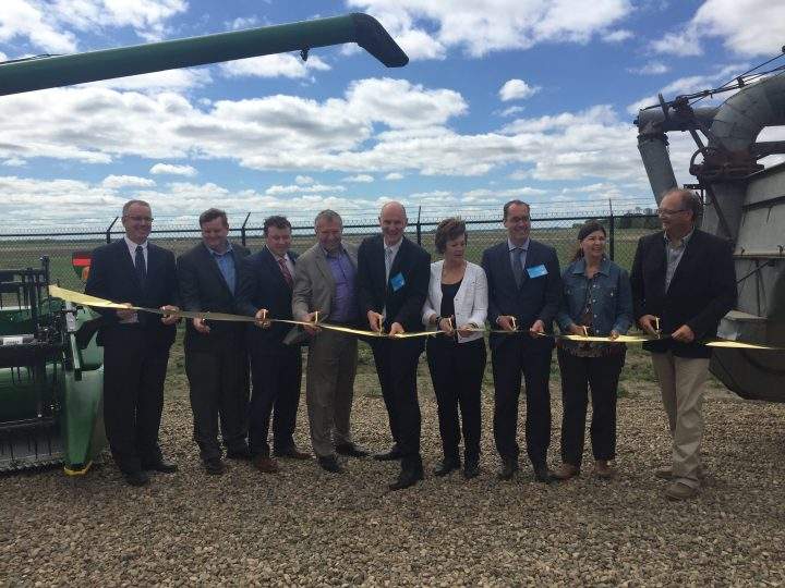 Bayer showcases new wheat breeding station in Saskatchewan - image