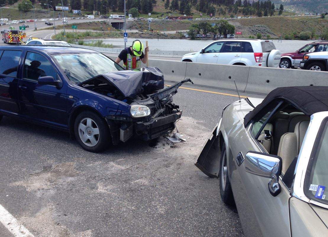 Vehicles collide as ducks cross Bennett Bridge - image