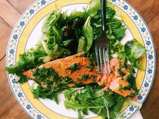 The Mediterranean diet has been tied to better heart health but what about your brain?.