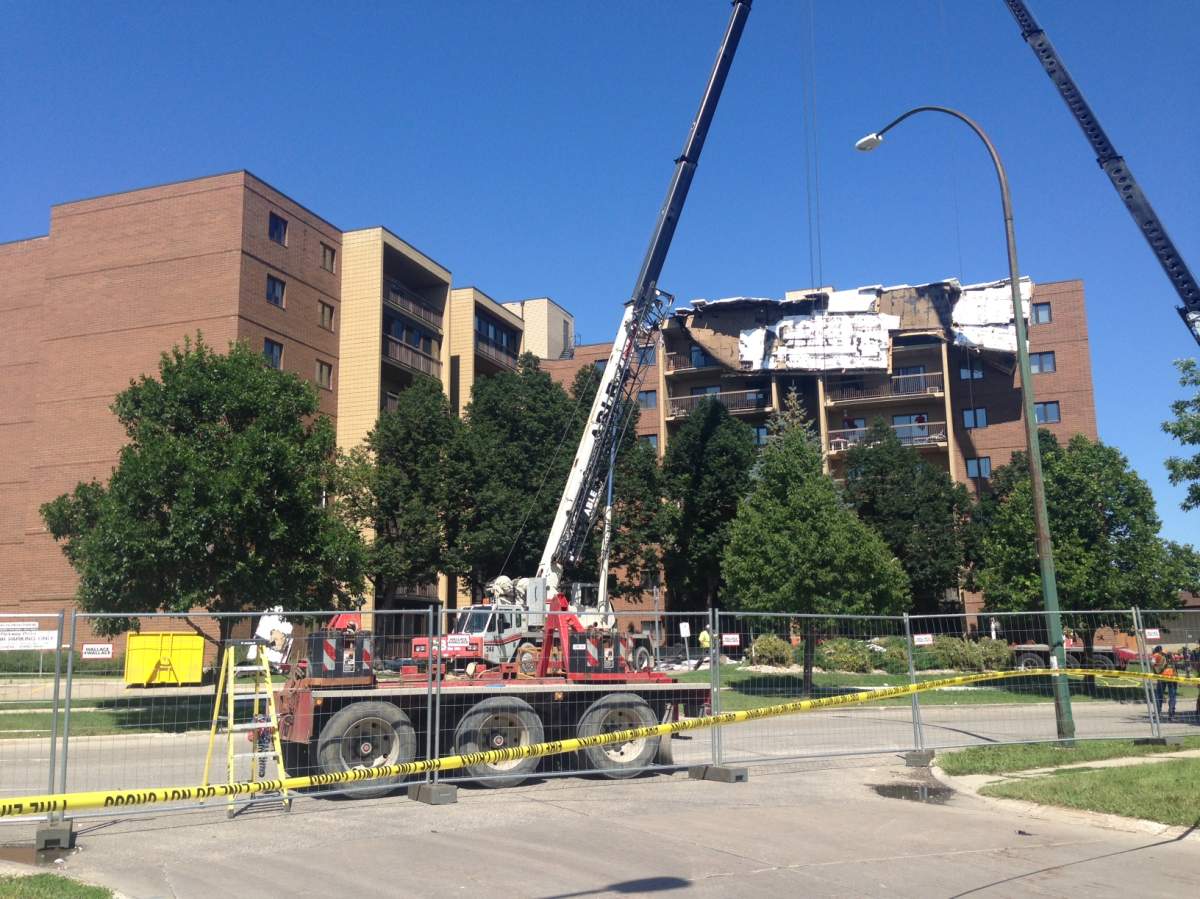 Patching up Winnipeg in aftermath of Wednesday’s storm - image