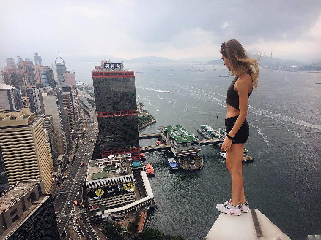 Woman defies death for her collection of selfies on Instagram - image