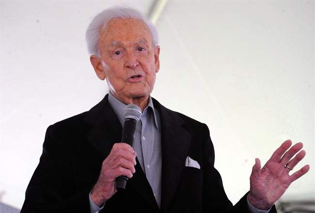 Bob Barker donated $50,000 to help build a black bear cub sanctuary near Stonewall, Man.