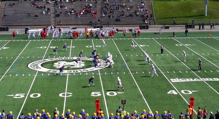 The Calgary Colts handed the Saskatoon Hilltops a 36-21 loss in Prairie Football Conference action this past weekend.