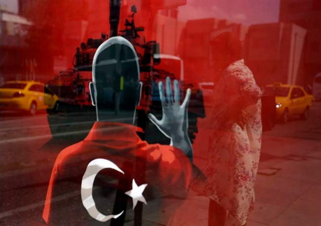 Turkey has detained 10 foreigners who are believed to be linked to U.S.-based Muslim cleric Fethullah Gulen, who is suspected of being being last month's failed coup.