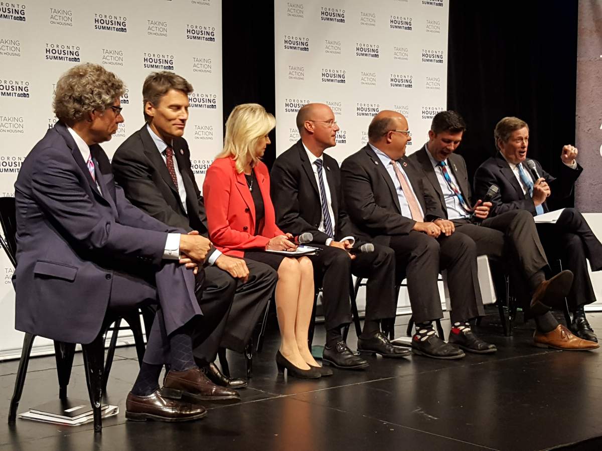 Big city mayors at the Toronto Housing Summit in September 2016.