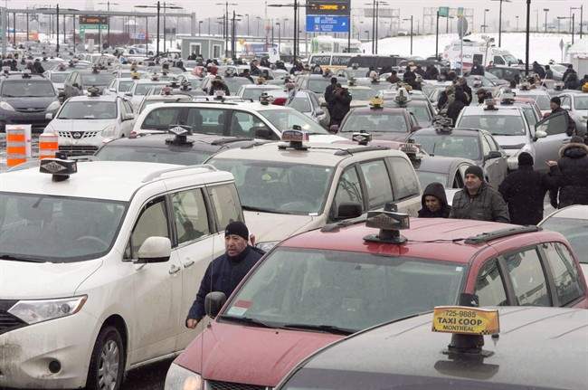 If the lawsuit from taxi drivers against the province is successful, it could cost the Quebec government up to $1 billion.