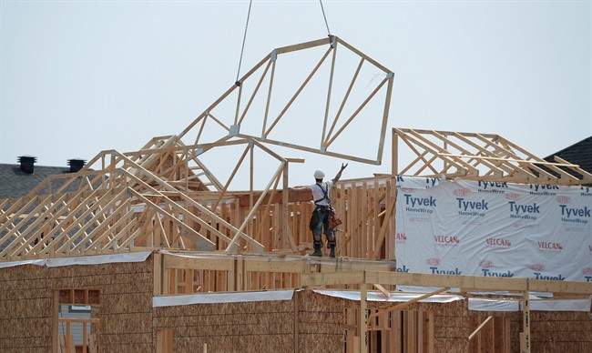 The new housing price index for Saskatoon declines for a second straight month.