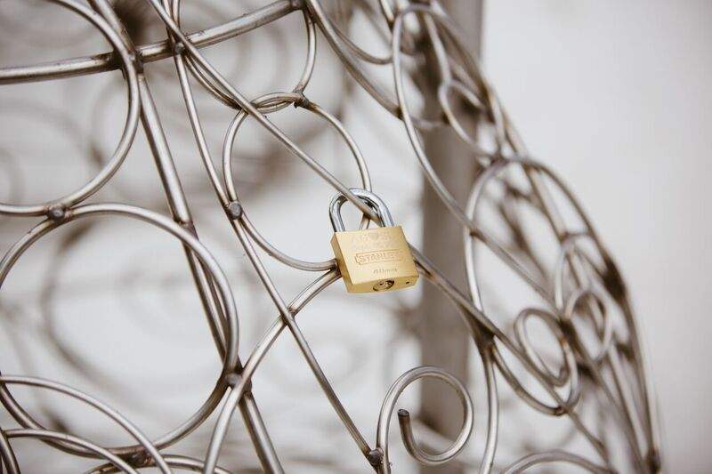Much anticipated love lock sculpture unveiled in Queen Elizabeth Park - image