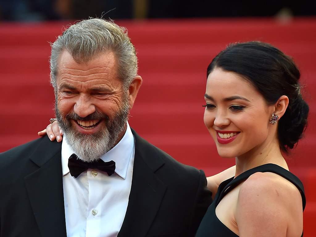 Mel Gibson, Rosalind Ross