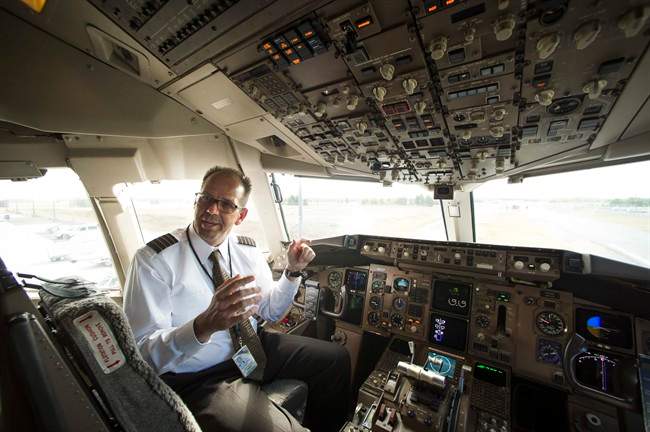 Bob Layton editorial: cockpit couple - image