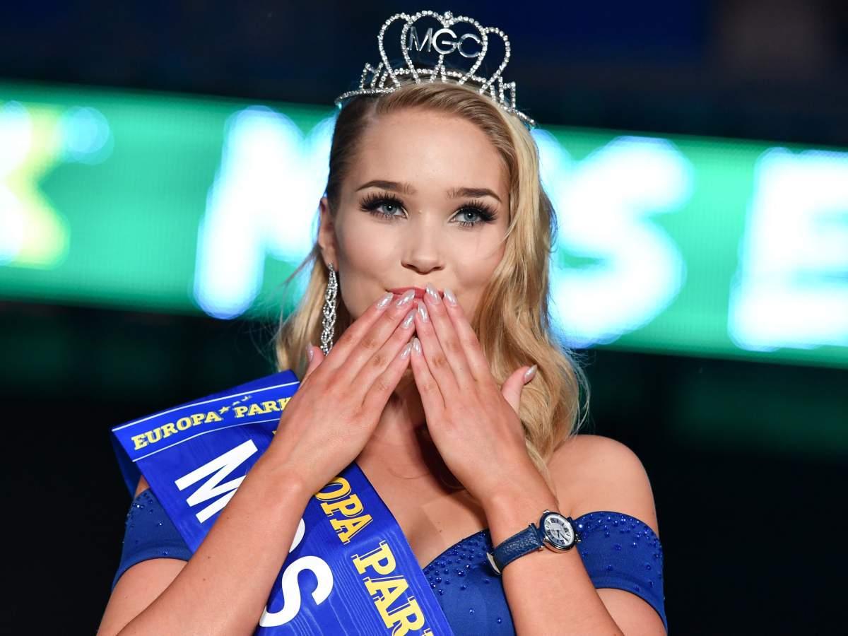 Arna Ýr Jónsdóttir was encouraged to lose weight ahead of an international pageant by event organizers. 