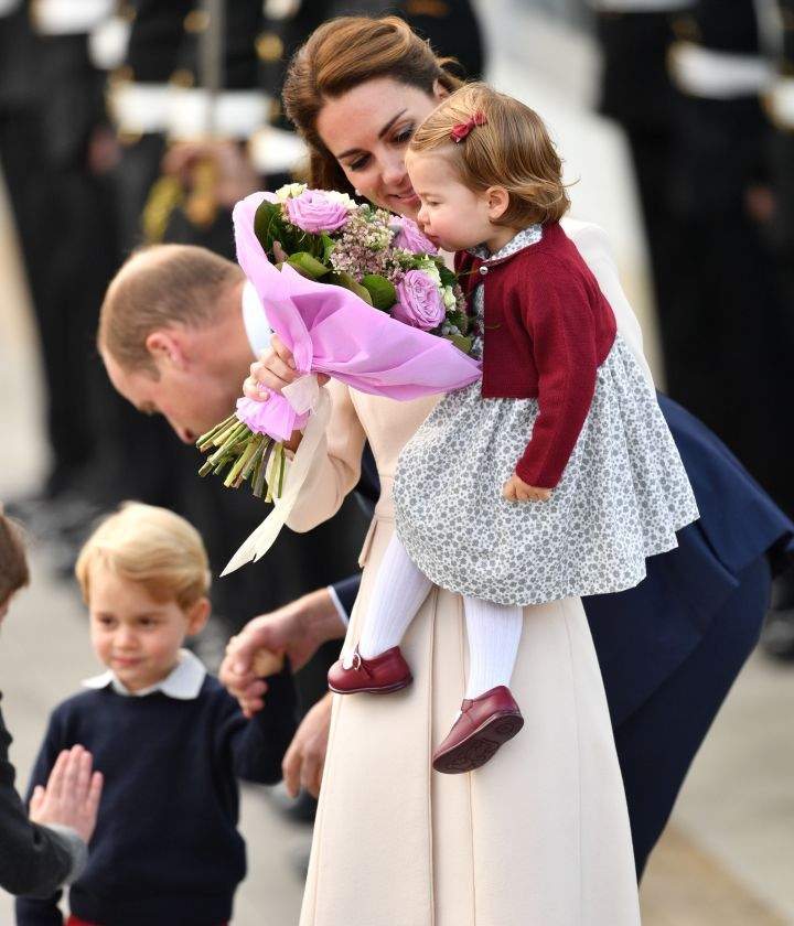 Catherine Duchess of Cambridge, Prince William, Princess Charlotte and Prince George leave Canada Oct. 1, 2016.