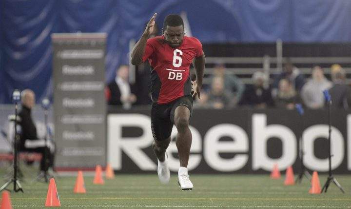 Concordia Stingers defensive back Kristopher Robertson runs the 40 yard dash during the CFL Combine evaluation camp in Toronto on Sunday March 24, 2013. Robertson had the day's best 40-Yard Dash time clocking in at 4.423.   The Canadian Press Images PHOTO/Canadian Football League
- Pawel Dwulit.