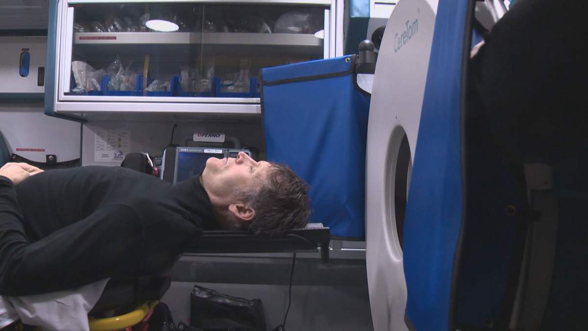 A CT scanner on board the ambulance will speed up the diagnosis and treatment of stroke for patients.