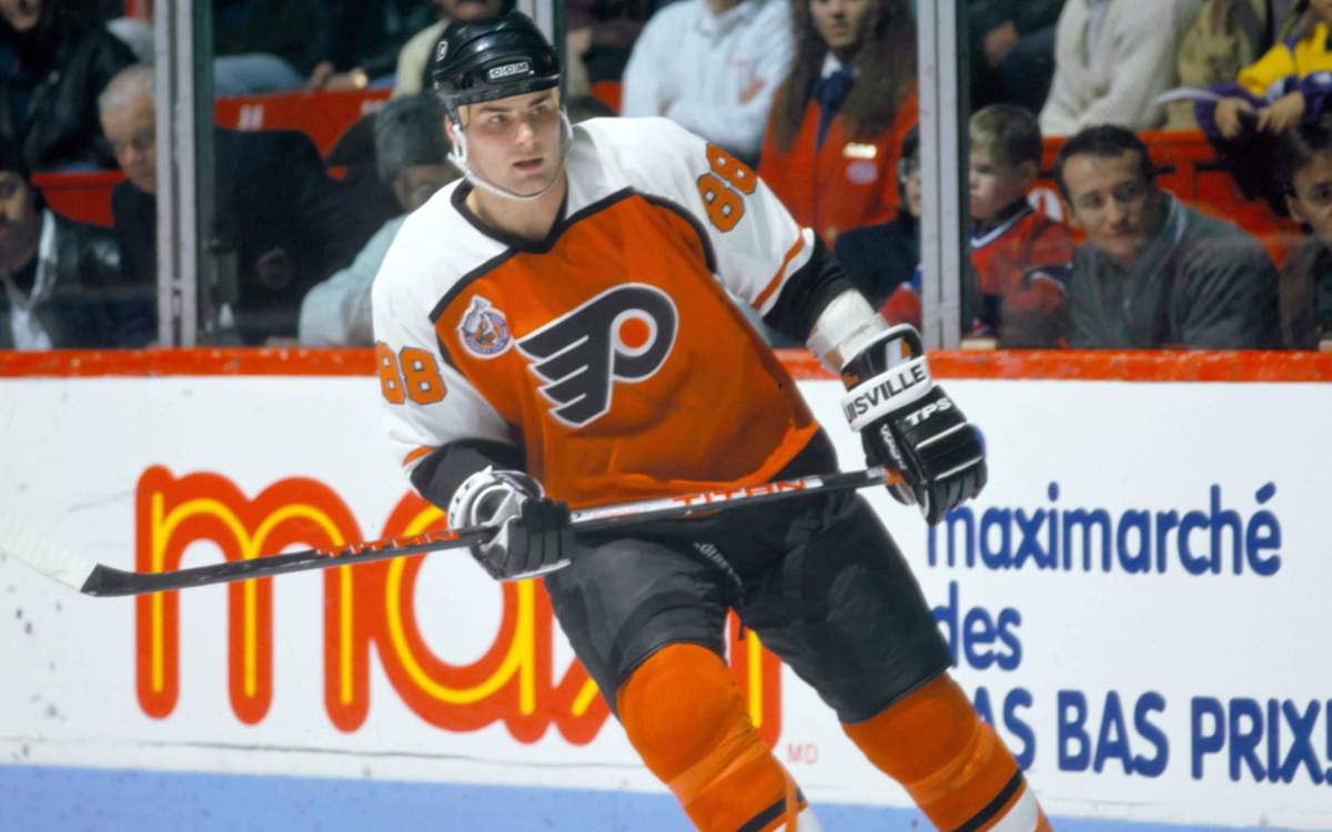 Eric Lindros of the Philadelphia Flyers skates against the Montreal Canadiens in the early 1993 at the Montreal Forum in Montreal, Quebec, Canada.