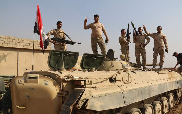 Iraqi forces keep their position at the Nimrud town during the operation to retake Iraq's Mosul from Daesh, in Mosul, Iraq on October 19, 2016.