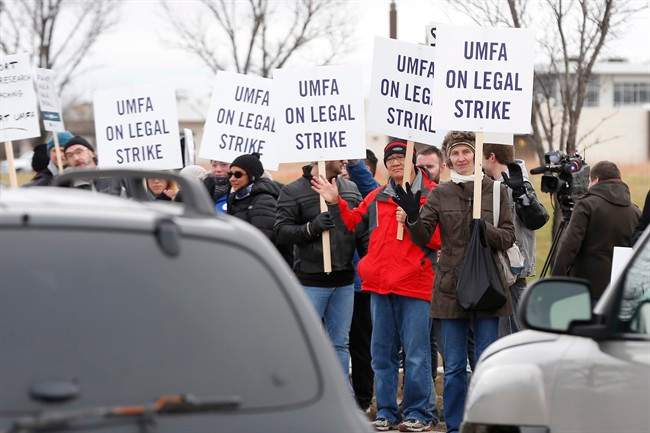 University of Manitoba Faculty Association (UMFA) went on strike and hit the picket lines at the entrance to the university in Winnipeg in November 2016. UMFA members voted to ratify an agreement reached between the school and the union earlier this week - taking the threat of a teacher strike off the table.